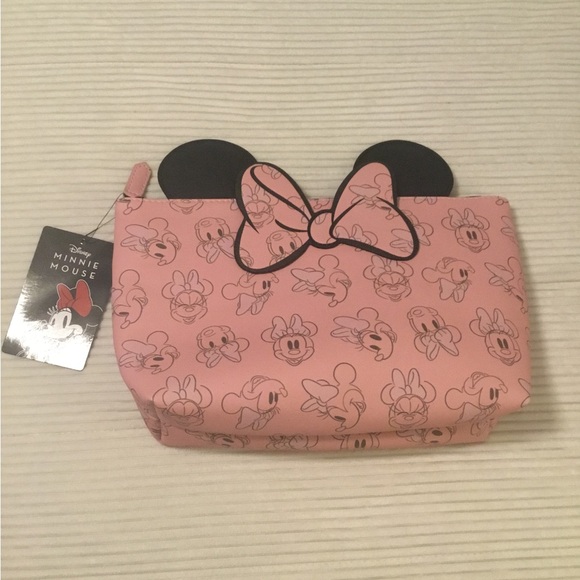 Disney - Picture 2 of 10